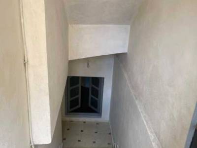 للبيع cave (محل تحت أرضي) للسكن أو التجارة أو التخ