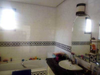 Villa avec piscine &agrave; louer hay riad